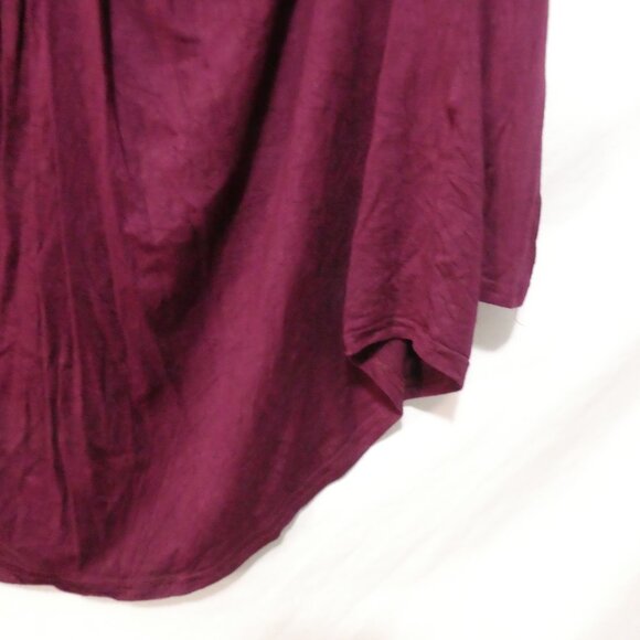 Unbranded | 2XL | Burgundy Cold Shoulder Crochet Lace Panel Top - Picture 9 of 16